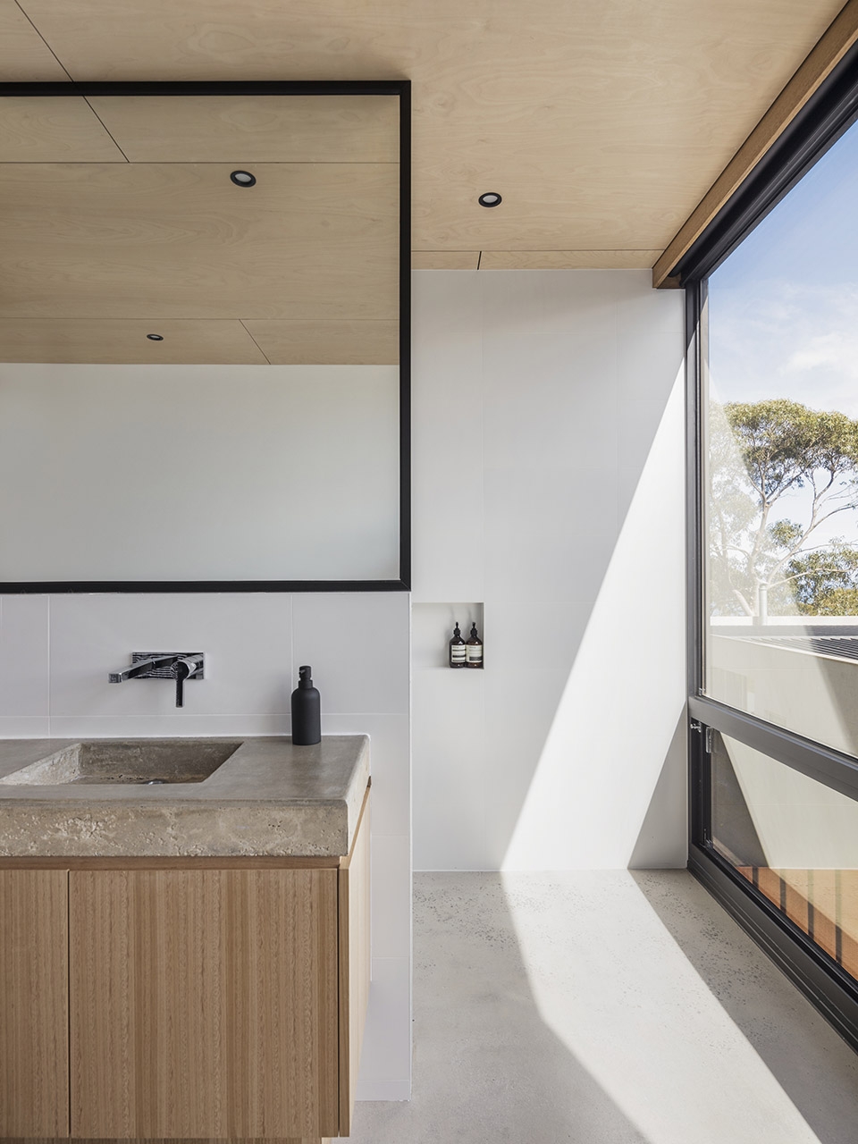 skyline house by lachlan shepherd architects