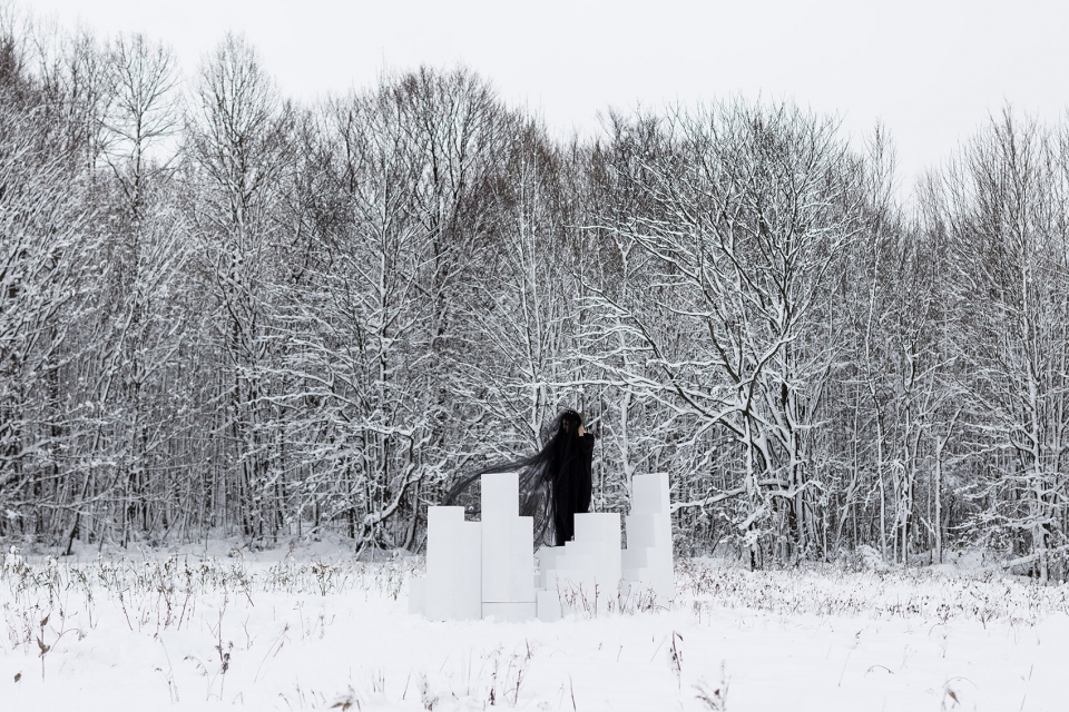 Performative video installation by Jean Verville architecte KROY Maxime Brouillet Workshop 3500A18JV