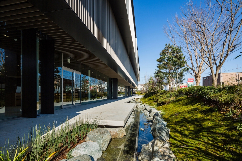 nicca innovation center by tetsuo kobori architects