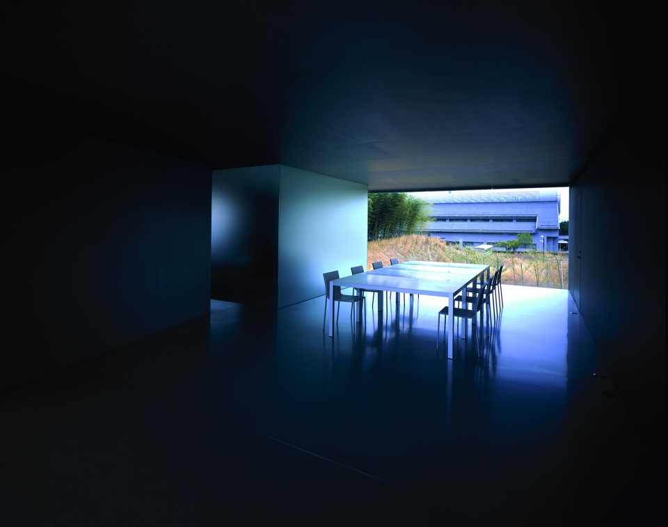 metal office by takashi yamaguchi associates