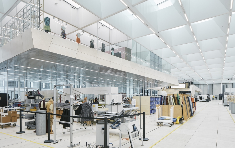 swarovski manufaktur by snohetta