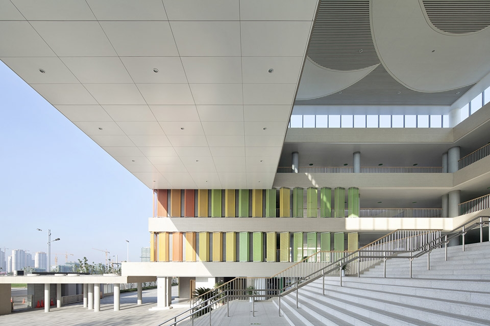 experimental primary school of suzhou science and technology town china by atelier z d plus studio
