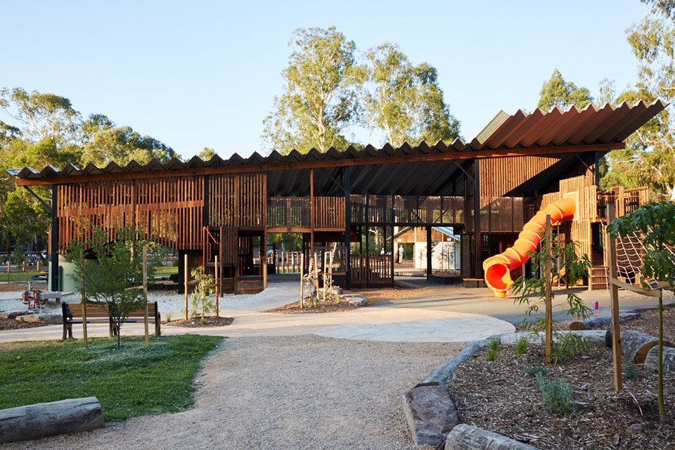 eltham north playground by gardiner architects