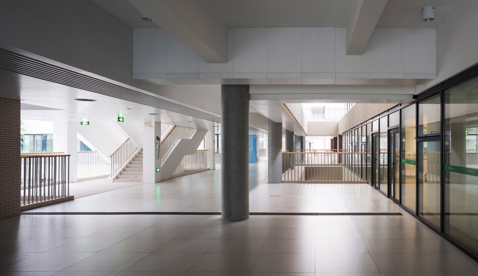 experimental primary school of suzhou science and technology town china by atelier z d plus studio