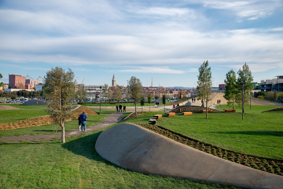 koper central park by enota