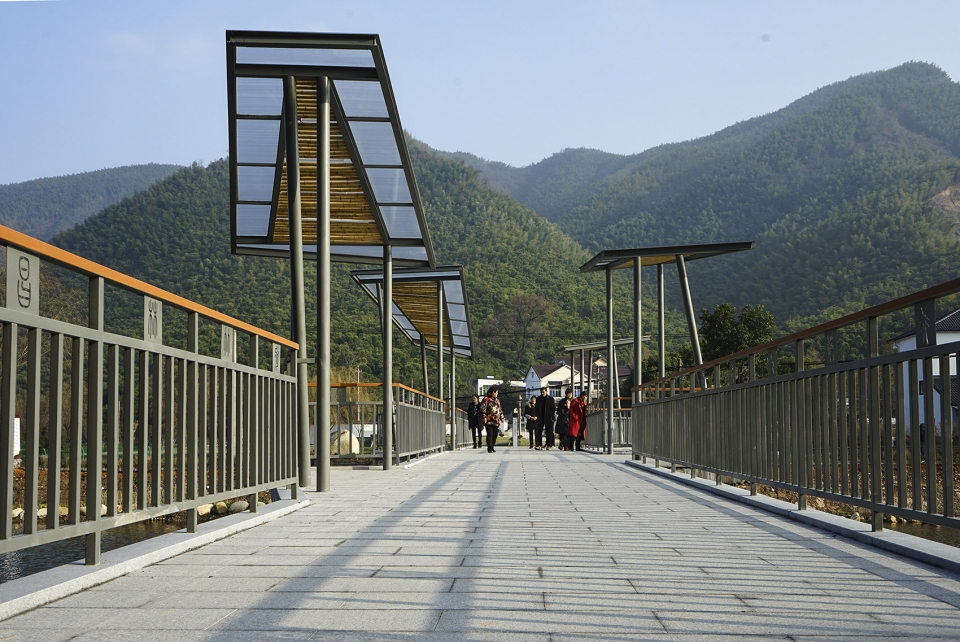 yuhua village pedestrian bridge china by 12f studio