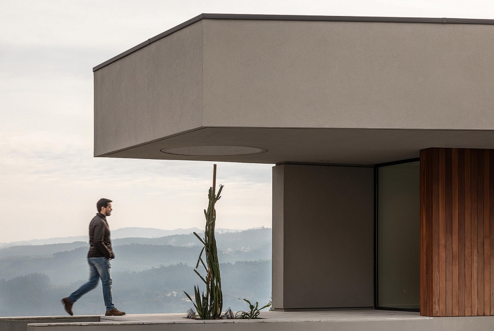 casa gr by paulo martins