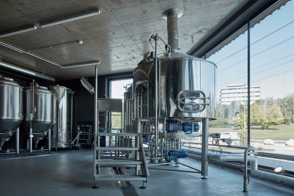 the spojovna brewery by mars architects