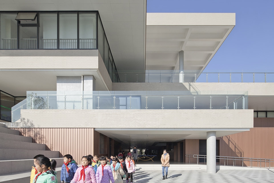experimental primary school of suzhou science and technology town china by atelier z d plus studio