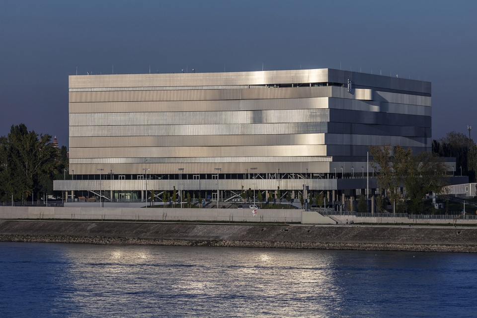 duna arena by napur architect ltd