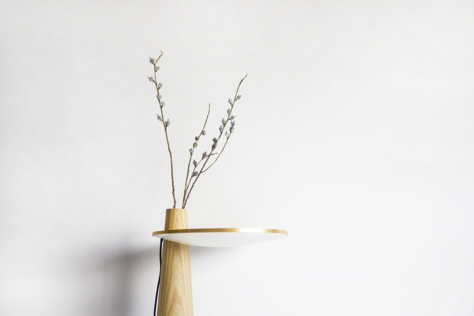 subtle happiness table lamp push design
