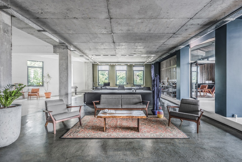 hey banda by balbek bureau