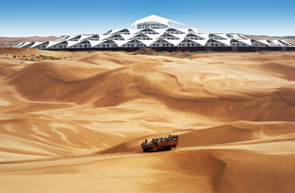xiangshawan desert lotus hotel china by plat asia