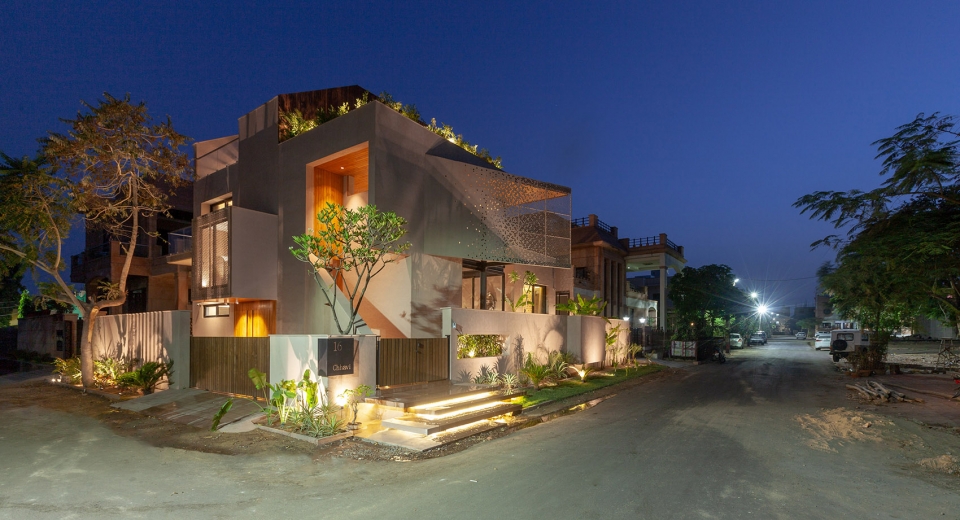 chhavi desert house by abraham john architects