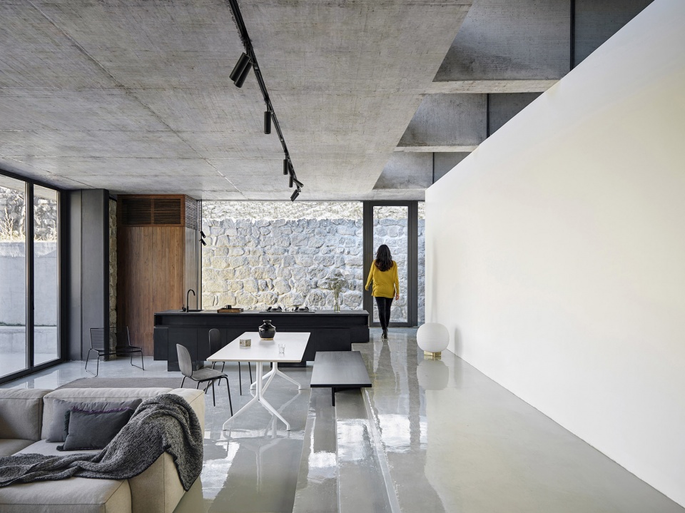 house near the great wall by mddm studio