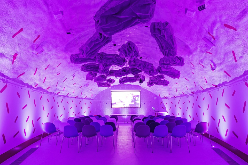 neuron pod by all design