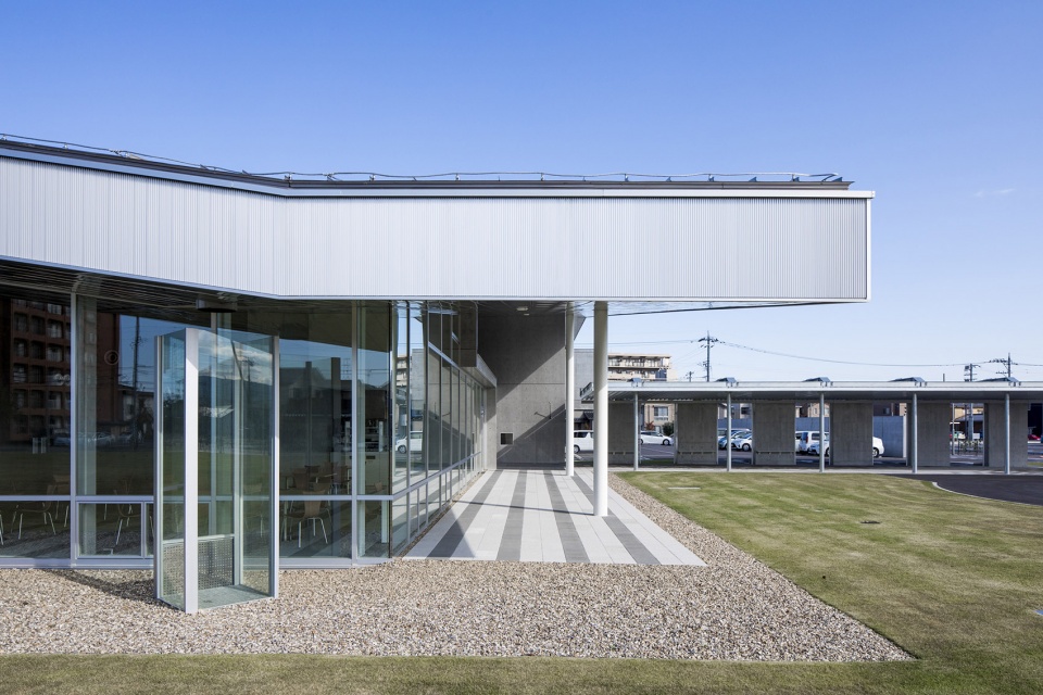 nonoichi library by mikami architects