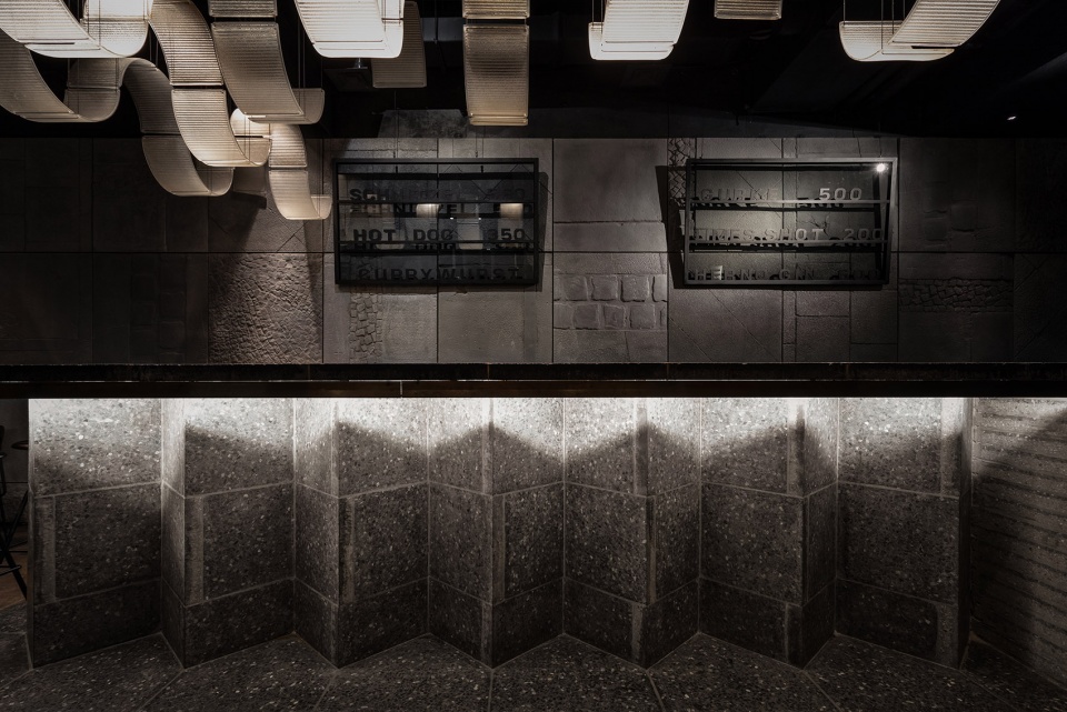 berlin bar by thilo reich