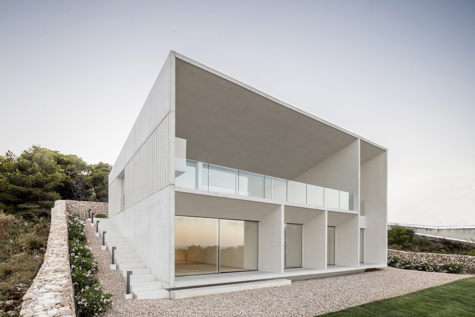frame house by nomo studio