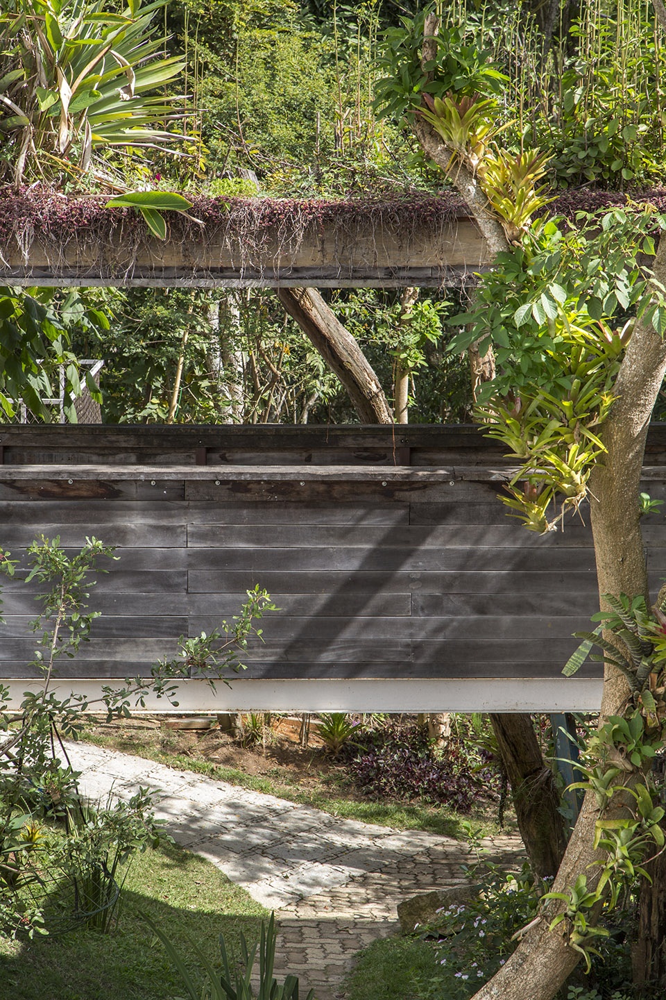 house in samambaia by rodrigo simao arquitetura
