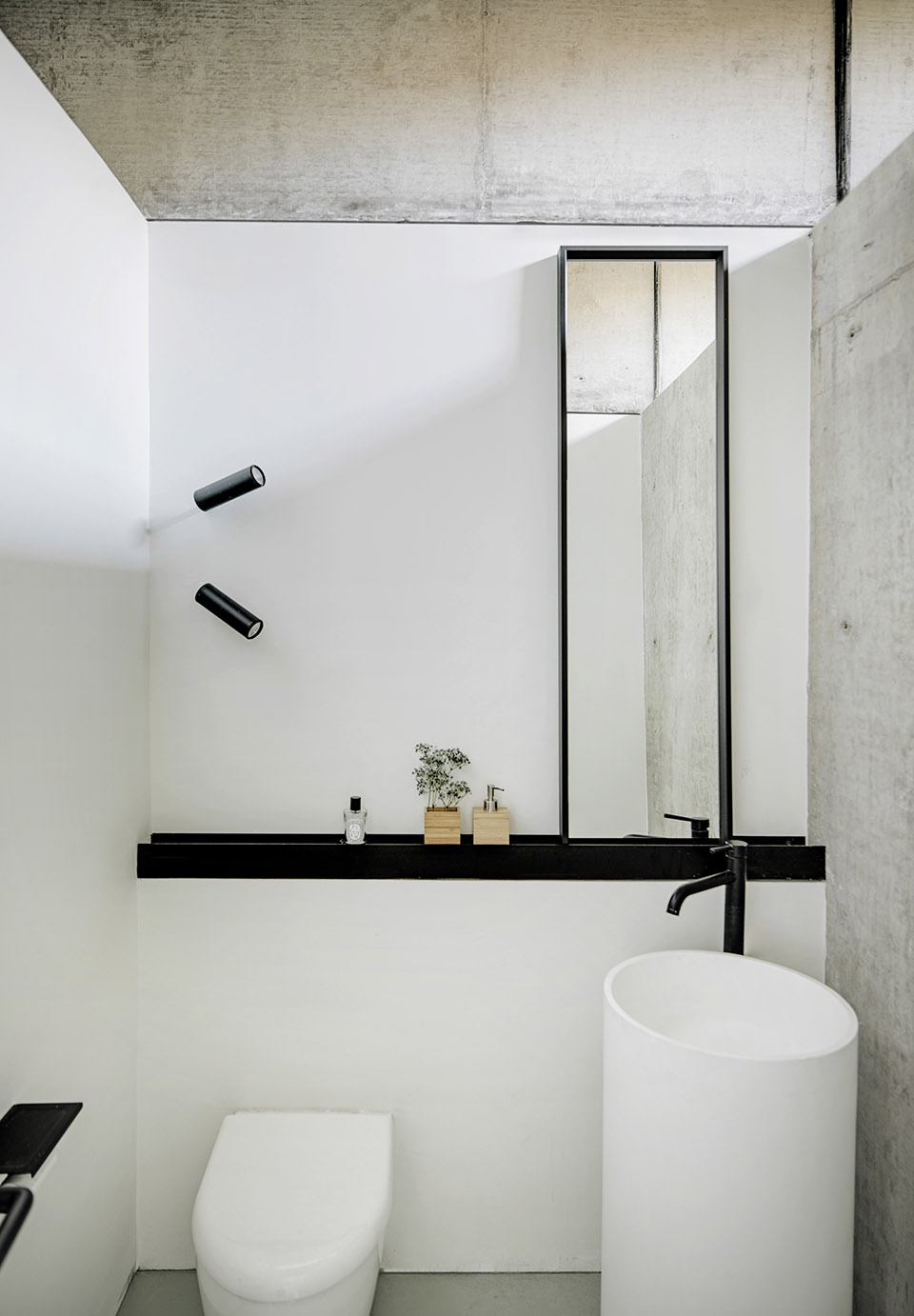 house near the great wall by mddm studio