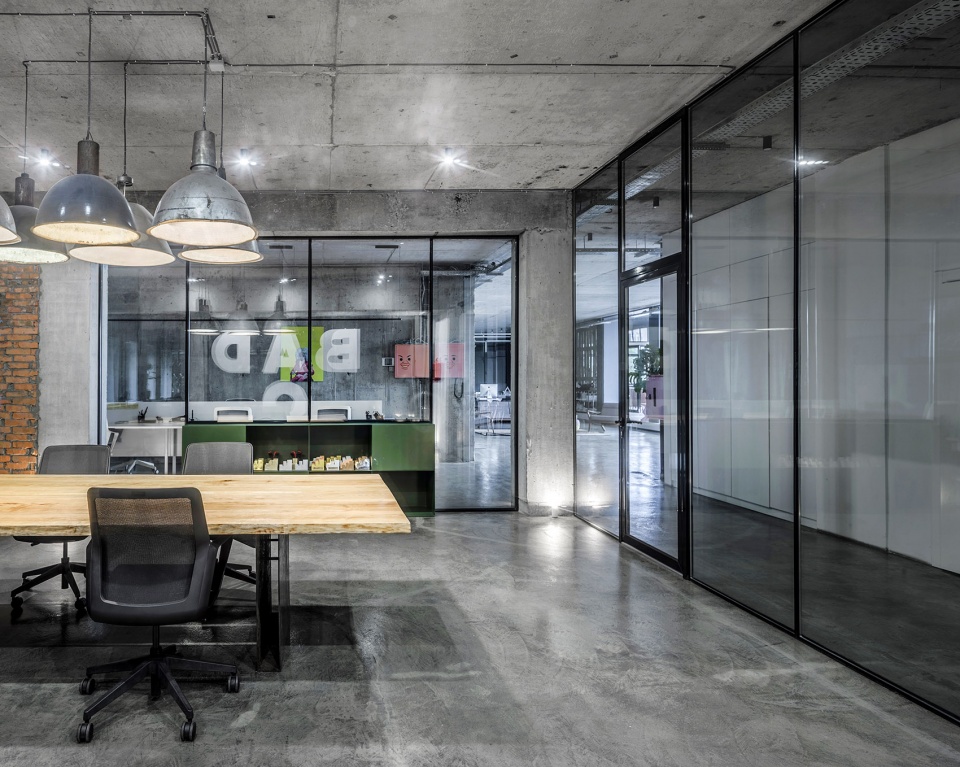 hey banda by balbek bureau