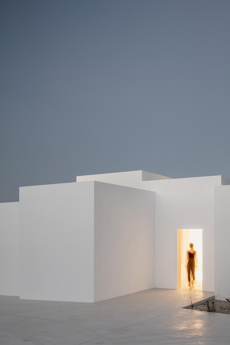 catwalk villa by nomo studio
