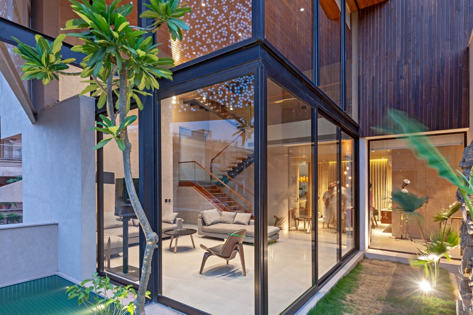 chhavi desert house by abraham john architects