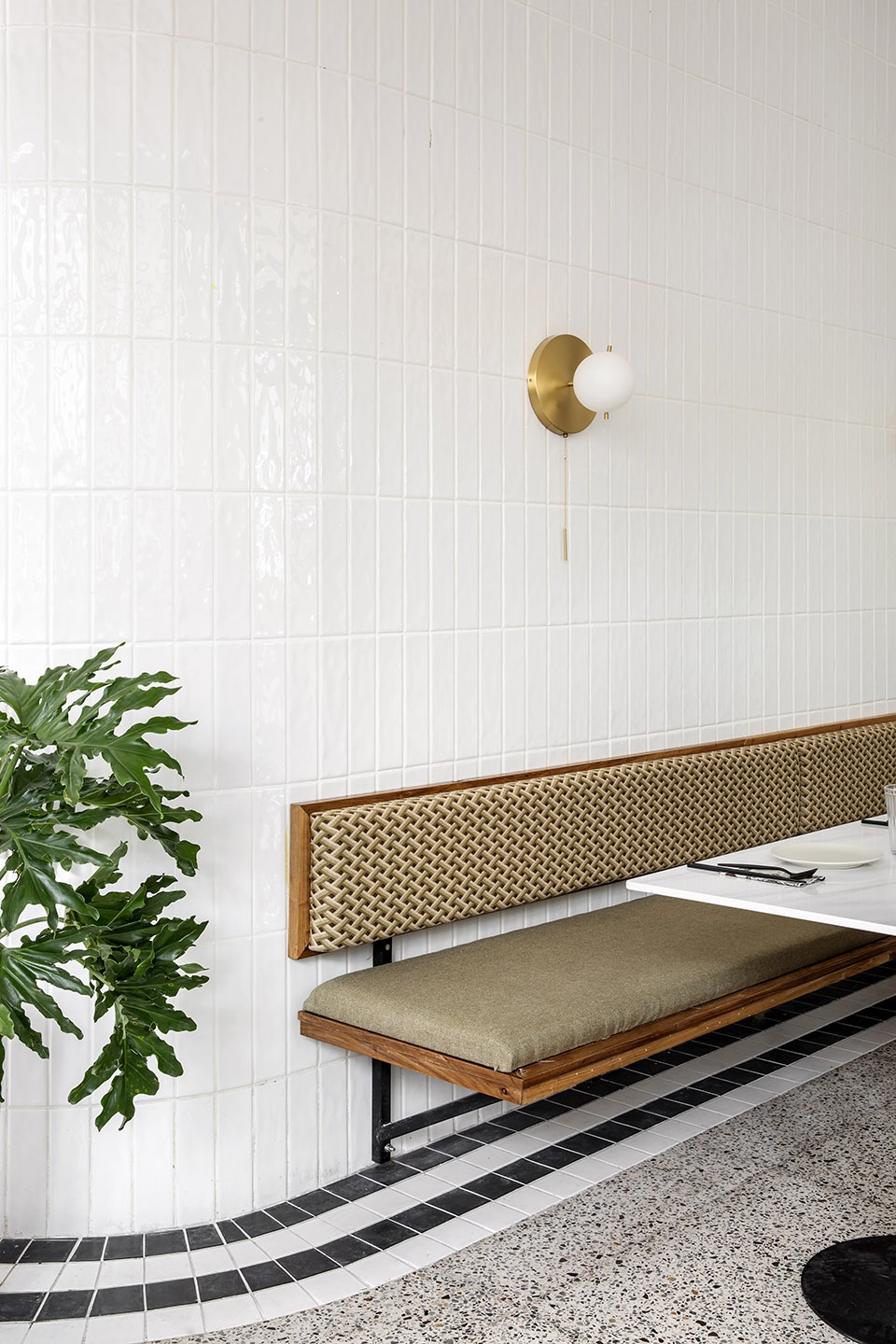 yixiaojian thai cuisine china by geemo studio