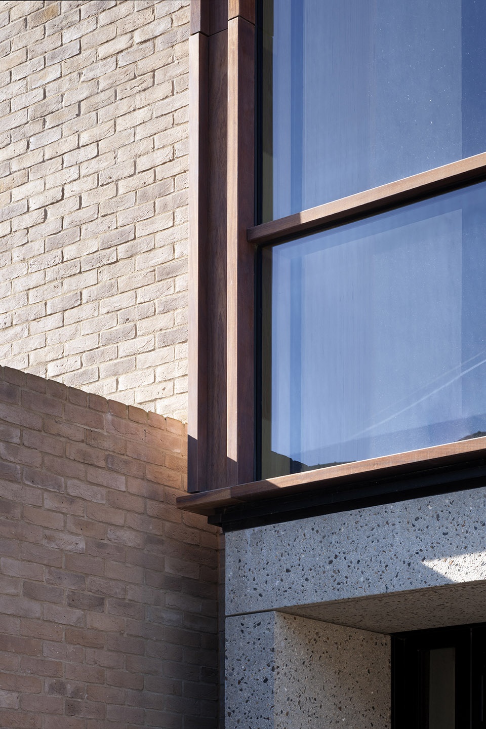 peter hall performing arts centre at the perse school by haworth tompkins