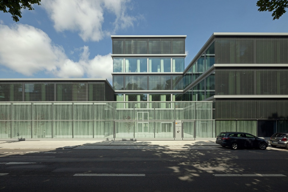 schwabisch media by wiel arets architects