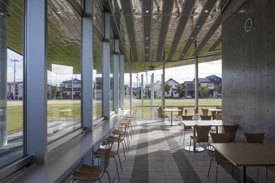 nonoichi library by mikami architects