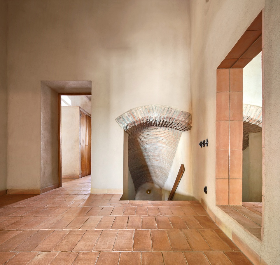 casa villalba de los barros by lucas y hernandez gil arquitectos
