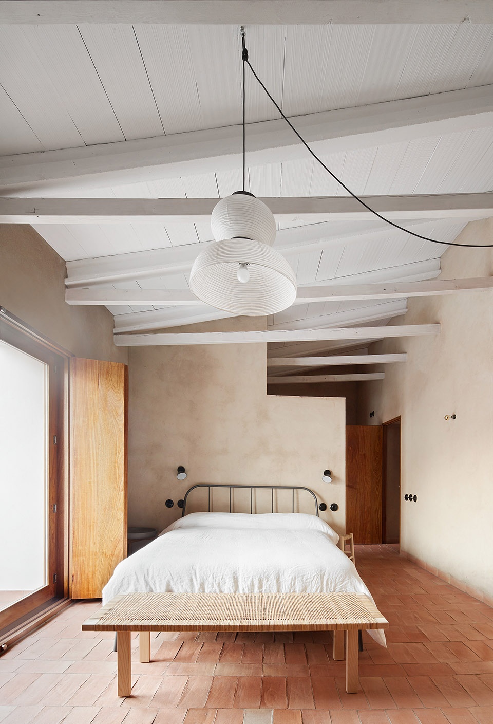 casa villalba de los barros by lucas y hernandez gil arquitectos