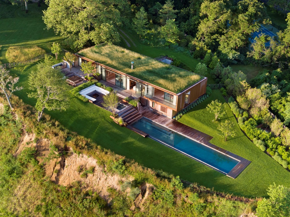 peconic house by mapos