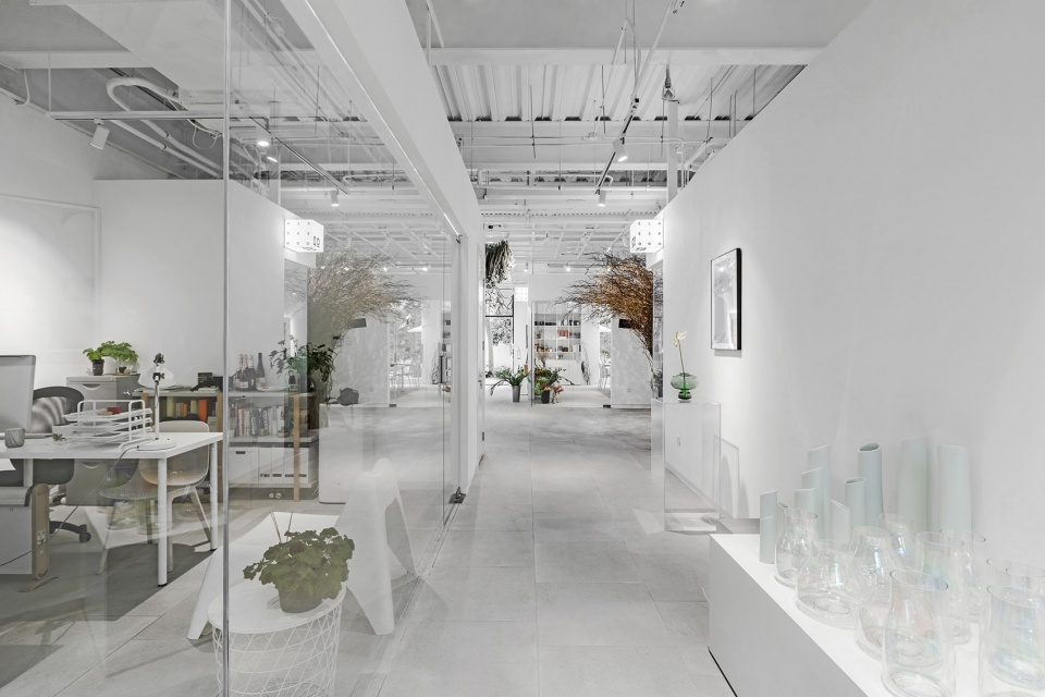 floristry space in chengdu china by ge studio