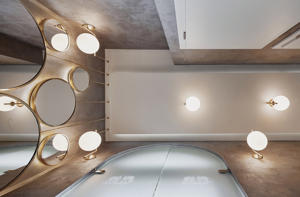 gundel restaurant washroom by lab5 architects