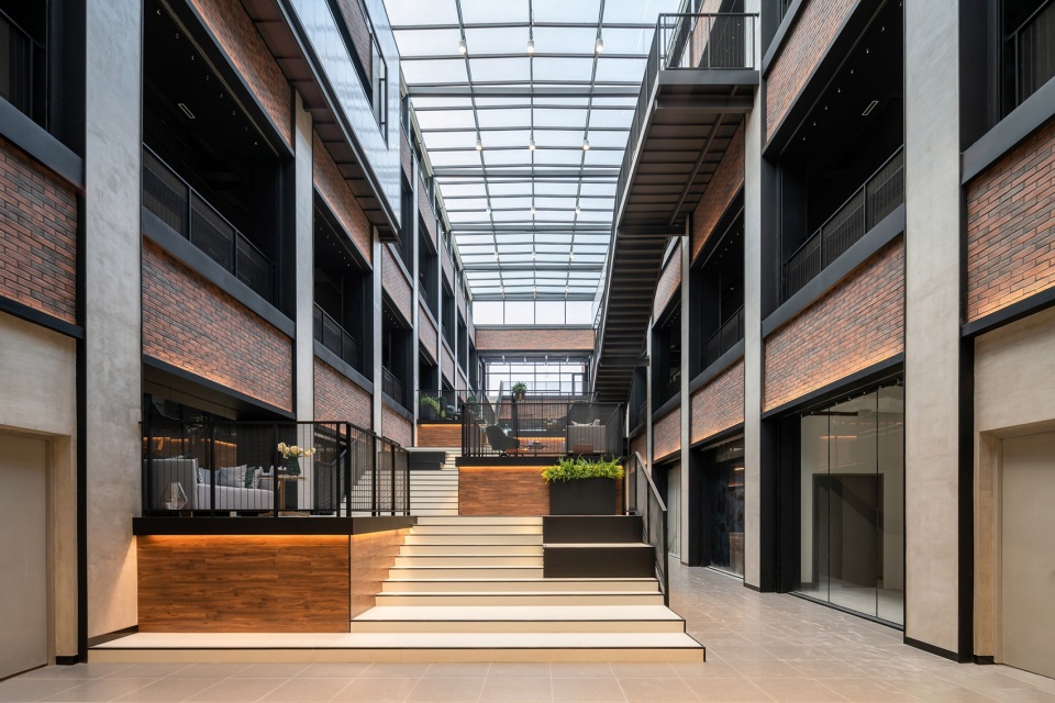 shanghai in bund office building china by hpp architects