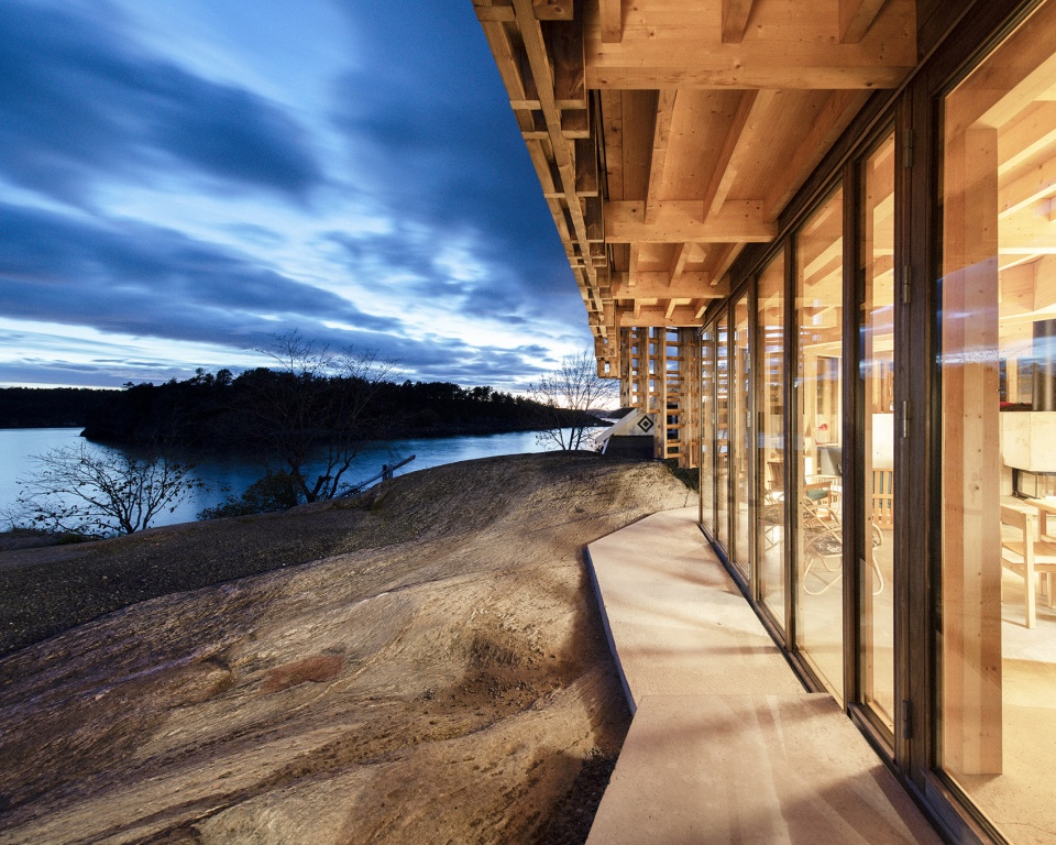 house on an island by atelier oslo