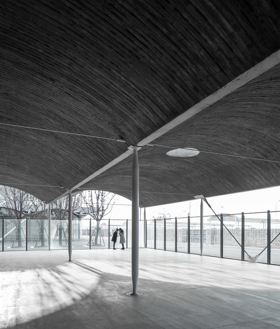 m2 tourist terminal at bailian jing shanghai by original design studio