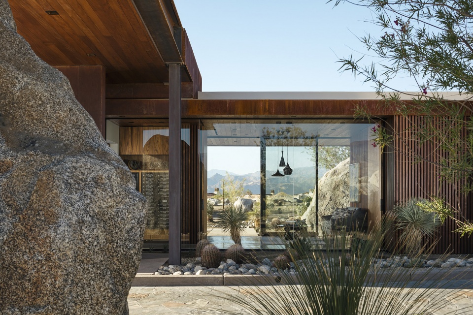 desert palisades guardhouse by studio ard architects