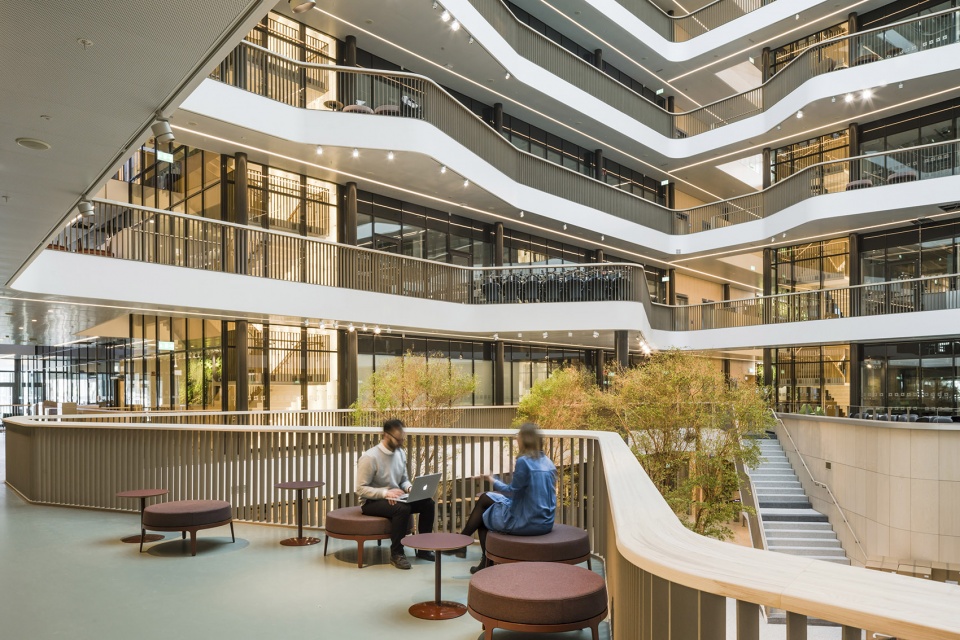 biomedicum by c f moller architects