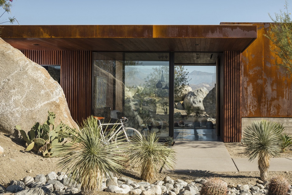 desert palisades guardhouse by studio ard architects