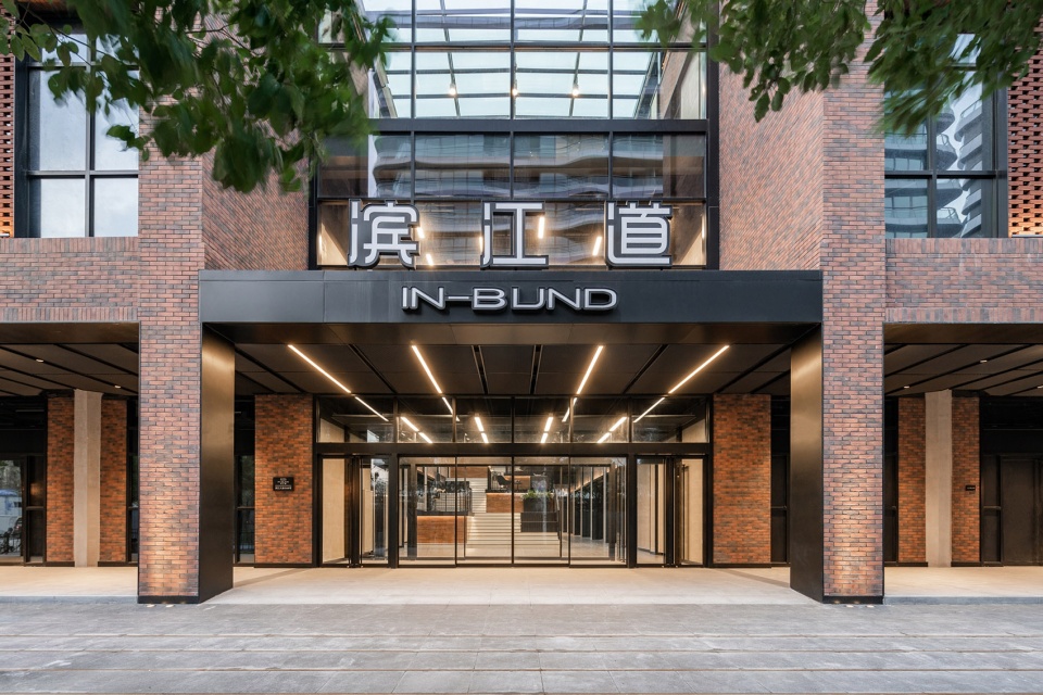 shanghai in bund office building china by hpp architects