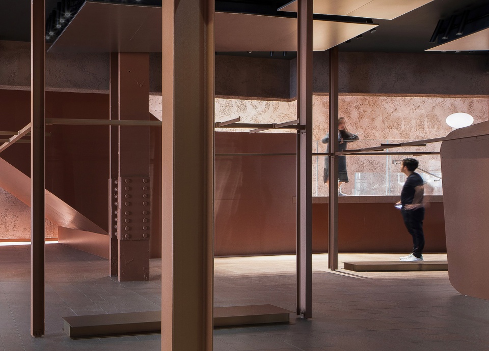 ur london flagship store by domani