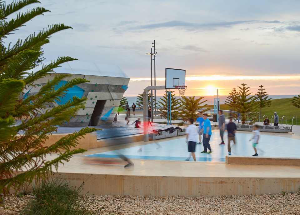 scarborough foreshore redevelopment by taylor cullity lethlean udla