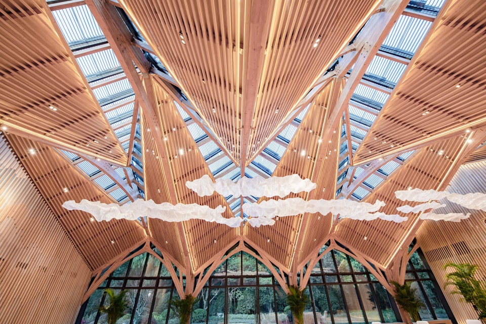 yi jing yuan canada wood
