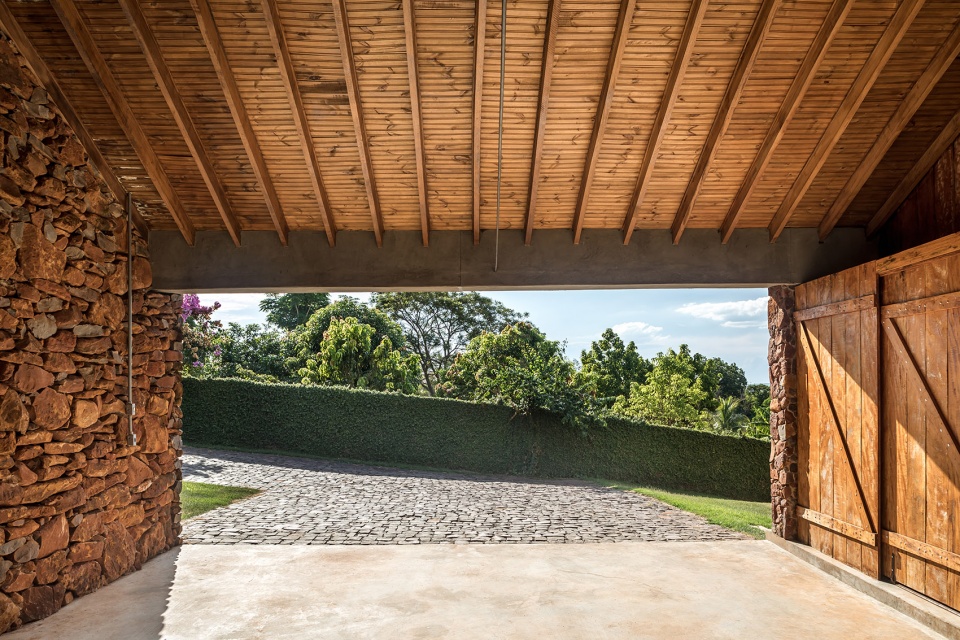 lake house by solo arquitetos