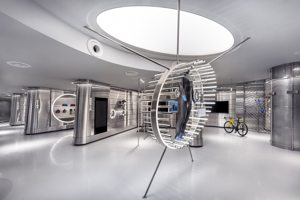 durasport retail store by ministry of design