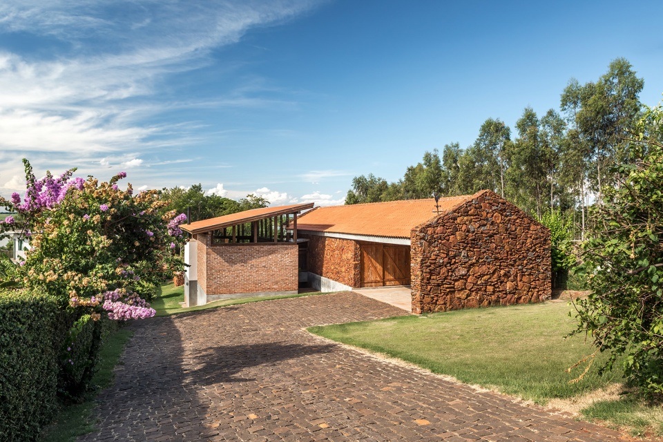 lake house by solo arquitetos